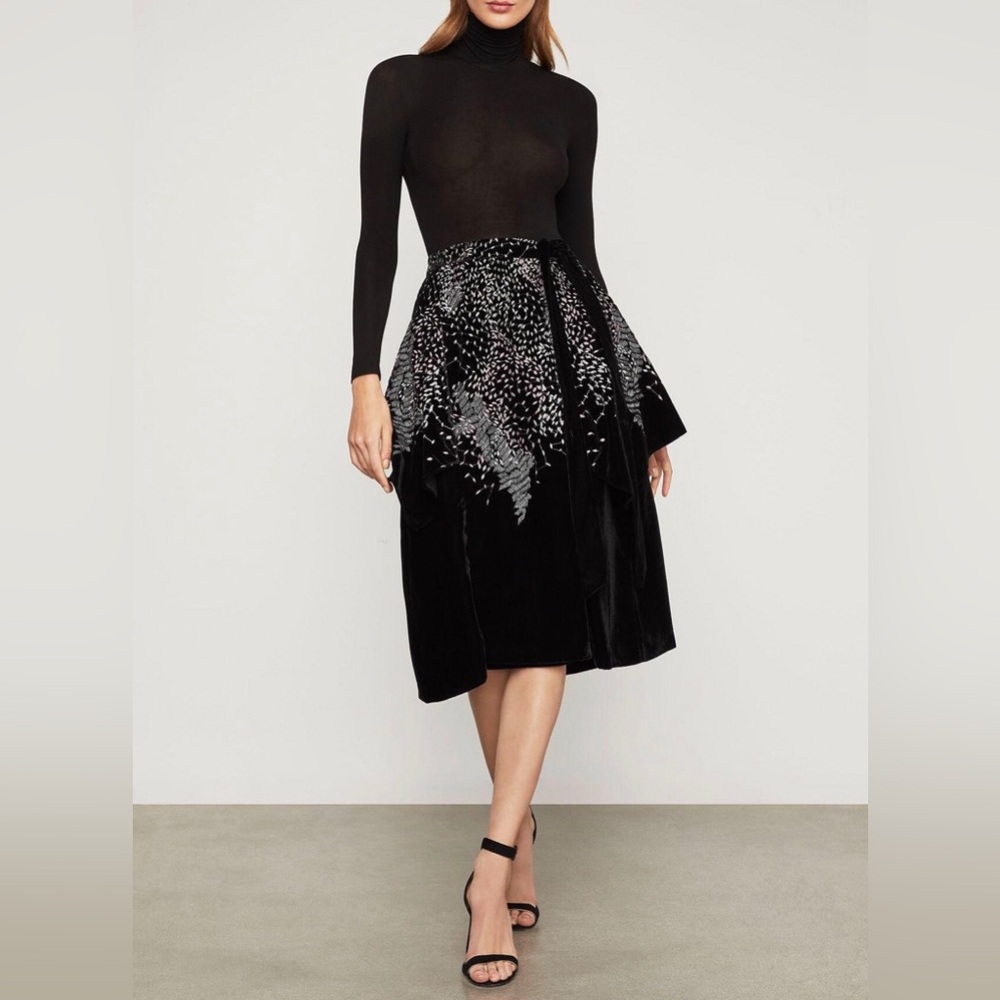 BCBGMaxAzria party skirt velvet skirt wrap skirt embroidered size S/M